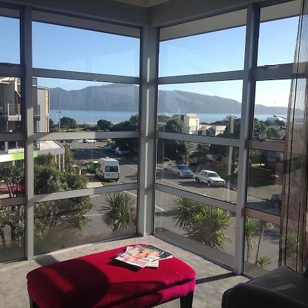 Top Floor Bed And Breakfast Paraparaumu Kültér fotó