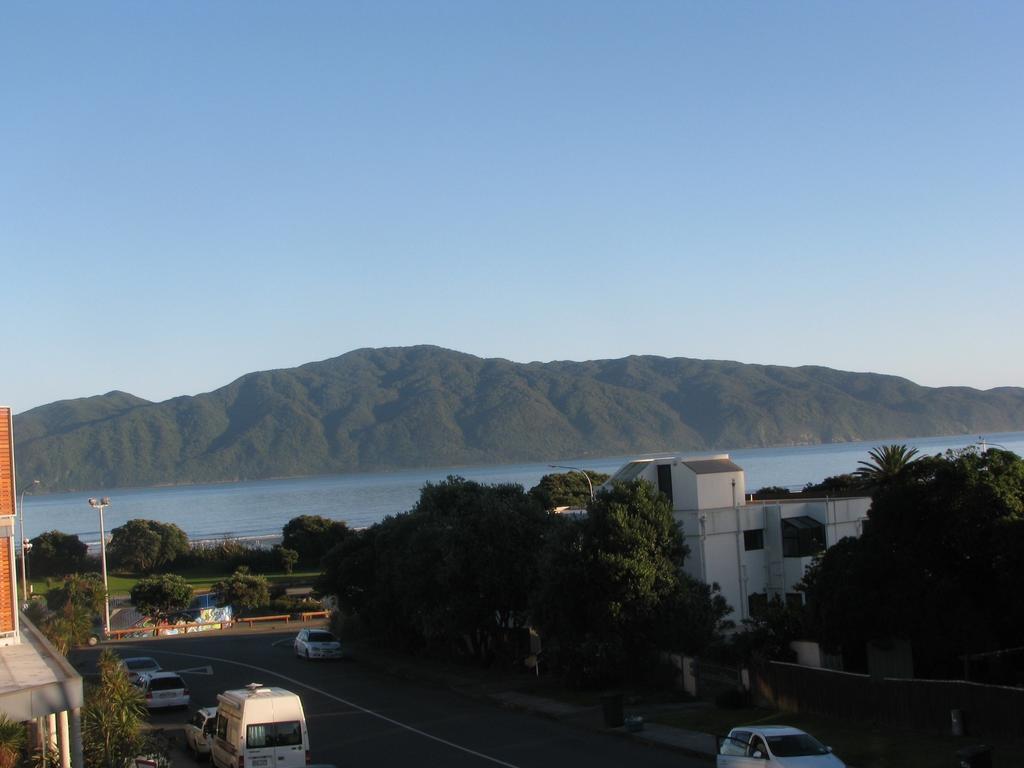 Top Floor Bed And Breakfast Paraparaumu Szoba fotó