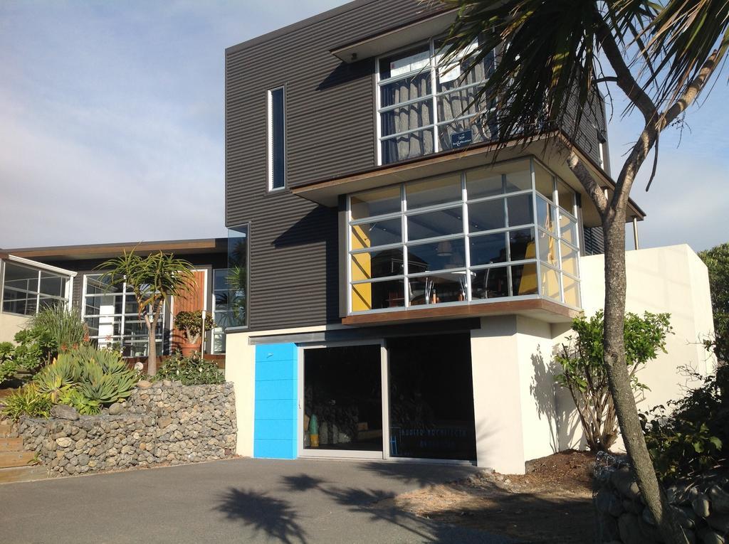 Top Floor Bed And Breakfast Paraparaumu Kültér fotó