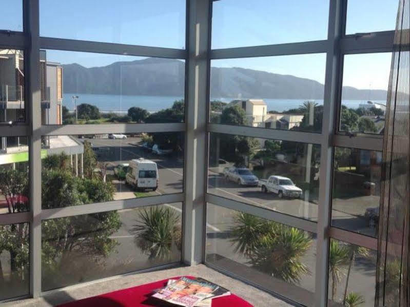 Top Floor Bed And Breakfast Paraparaumu Kültér fotó
